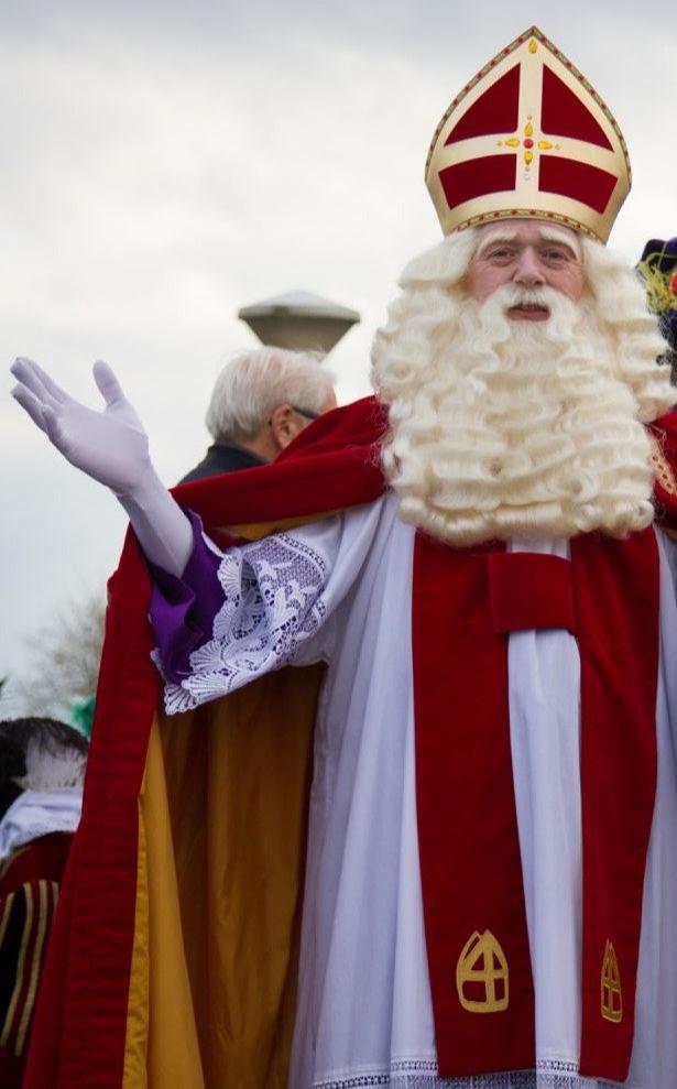 Sinterklaas TV kostuum Stefan met brede mantel